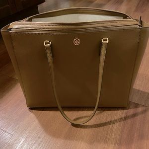 Tory Burch Robinson Tote